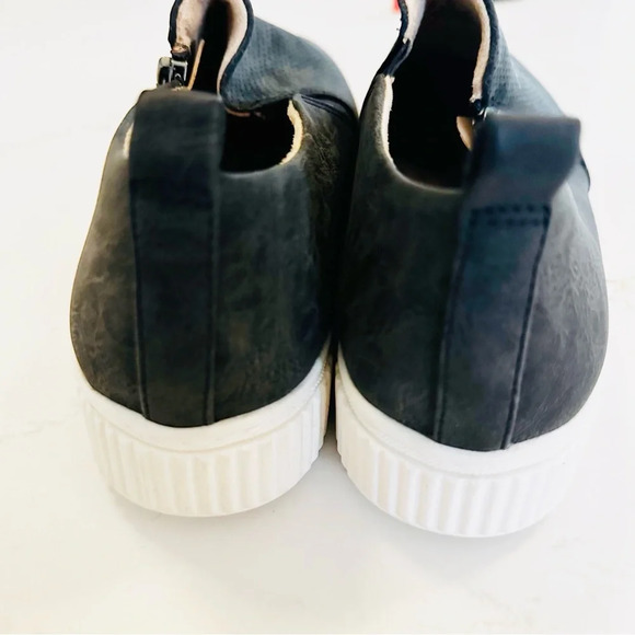 SOUL Naturalizer Turner Slip On Sneaker | Black | 9W - Picture 7 of 10